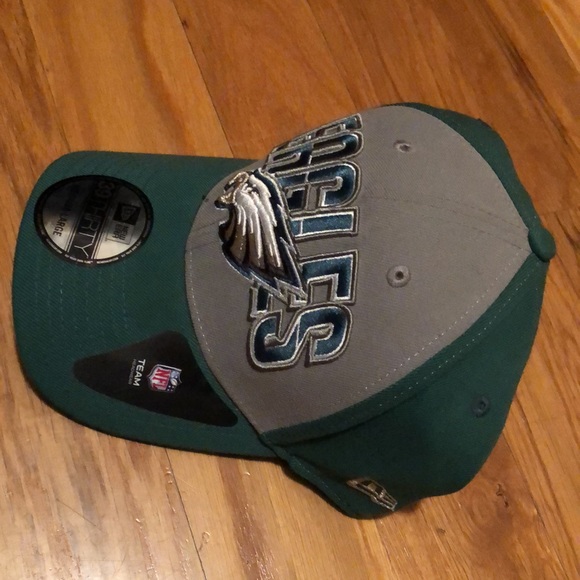 Eagles 39thirty medium-large new era hat - new never worn - Picture 3 of 5